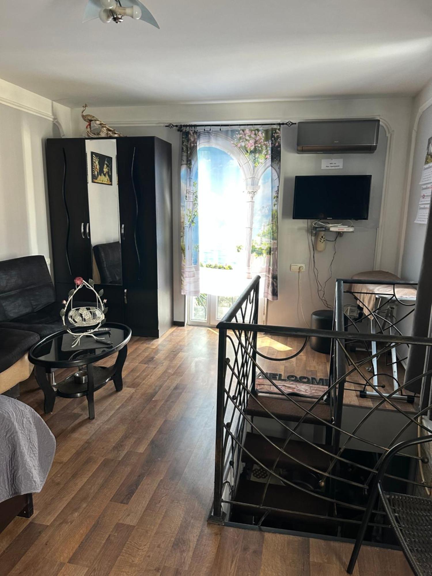 Apartment Lui Tbilisi Eksteriør bilde